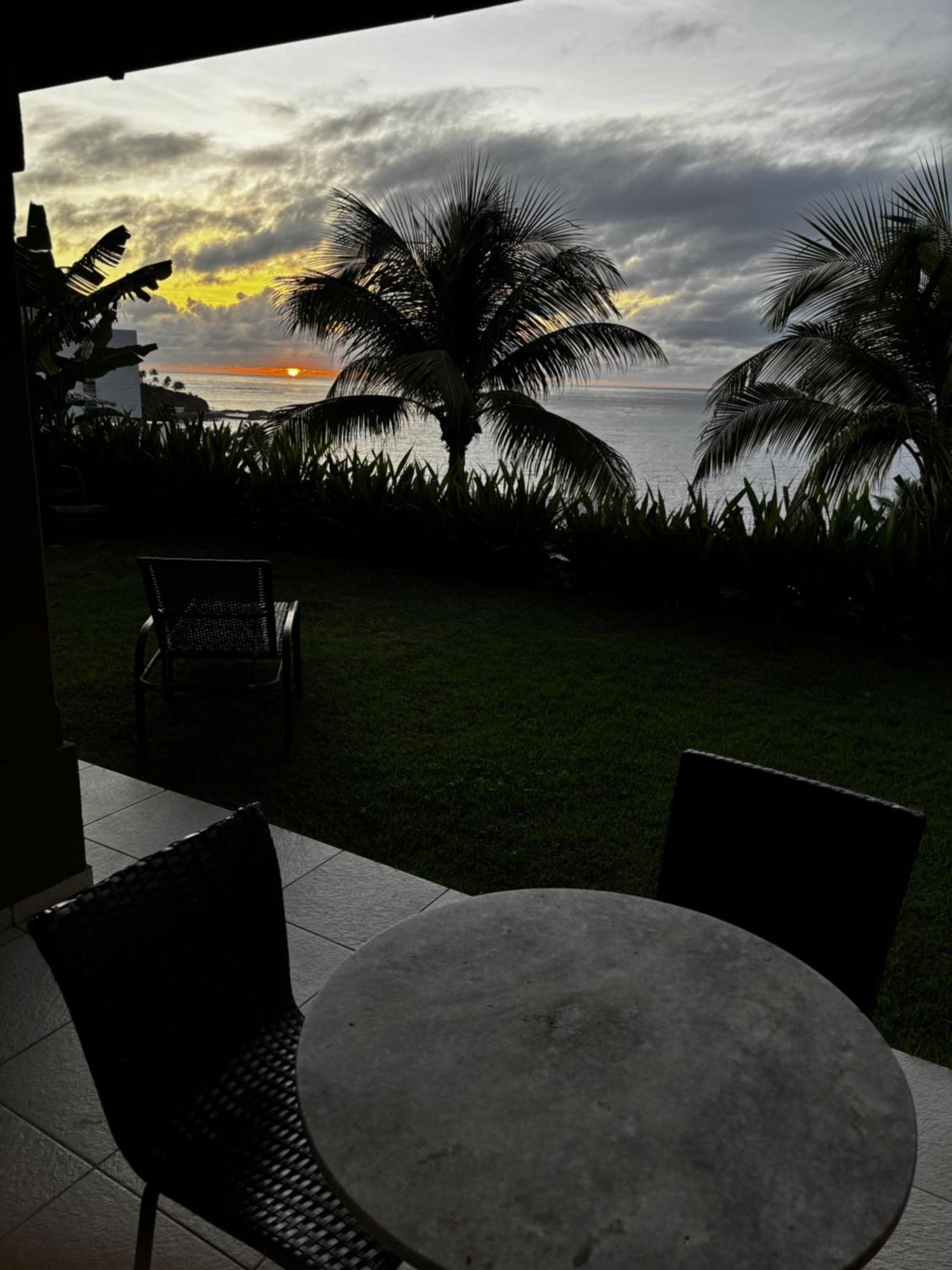 Loft Lodge - Suite E Sala ซัลวาดอร์ ภายนอก รูปภาพ