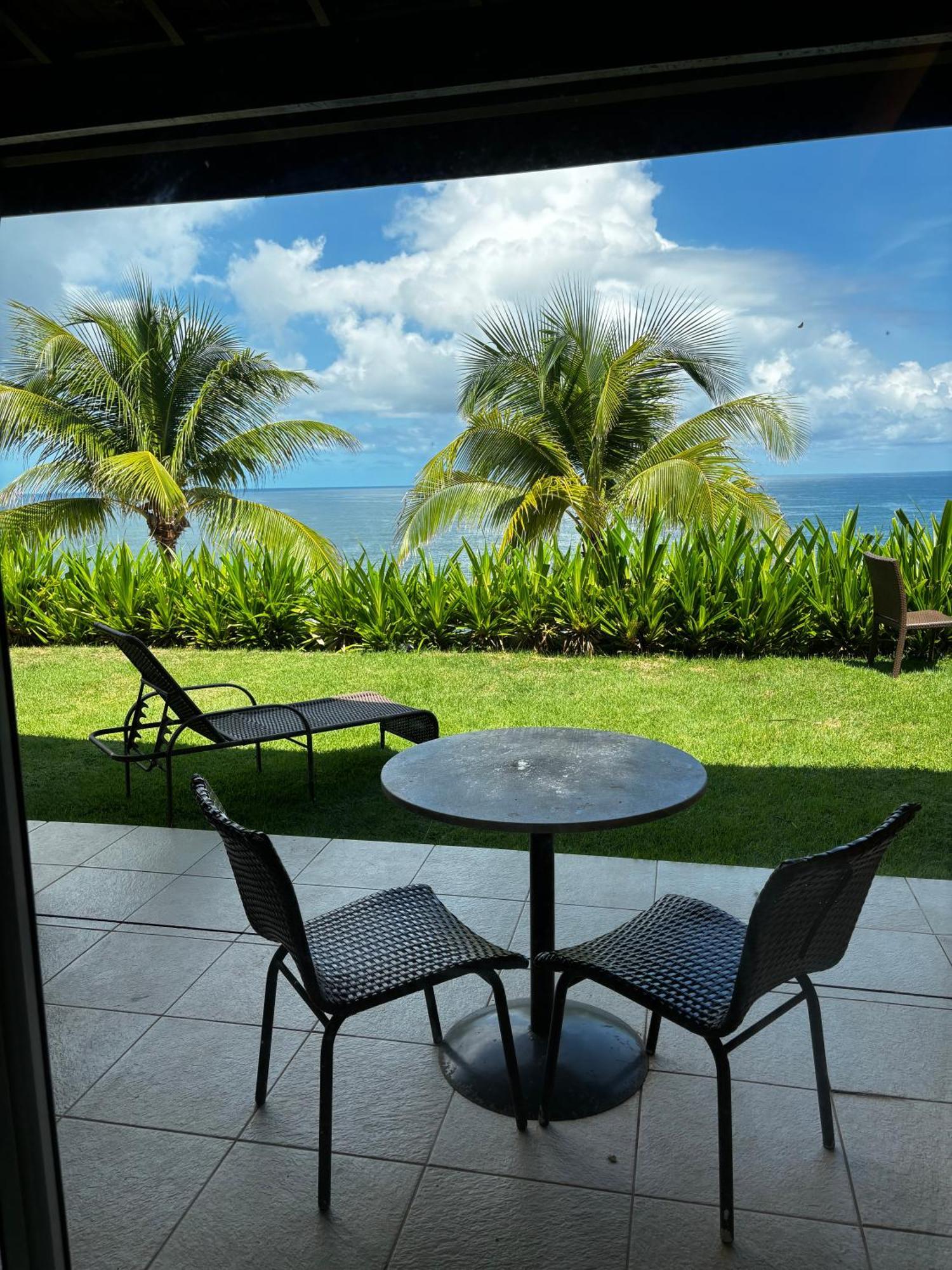 Loft Lodge - Suite E Sala ซัลวาดอร์ ภายนอก รูปภาพ